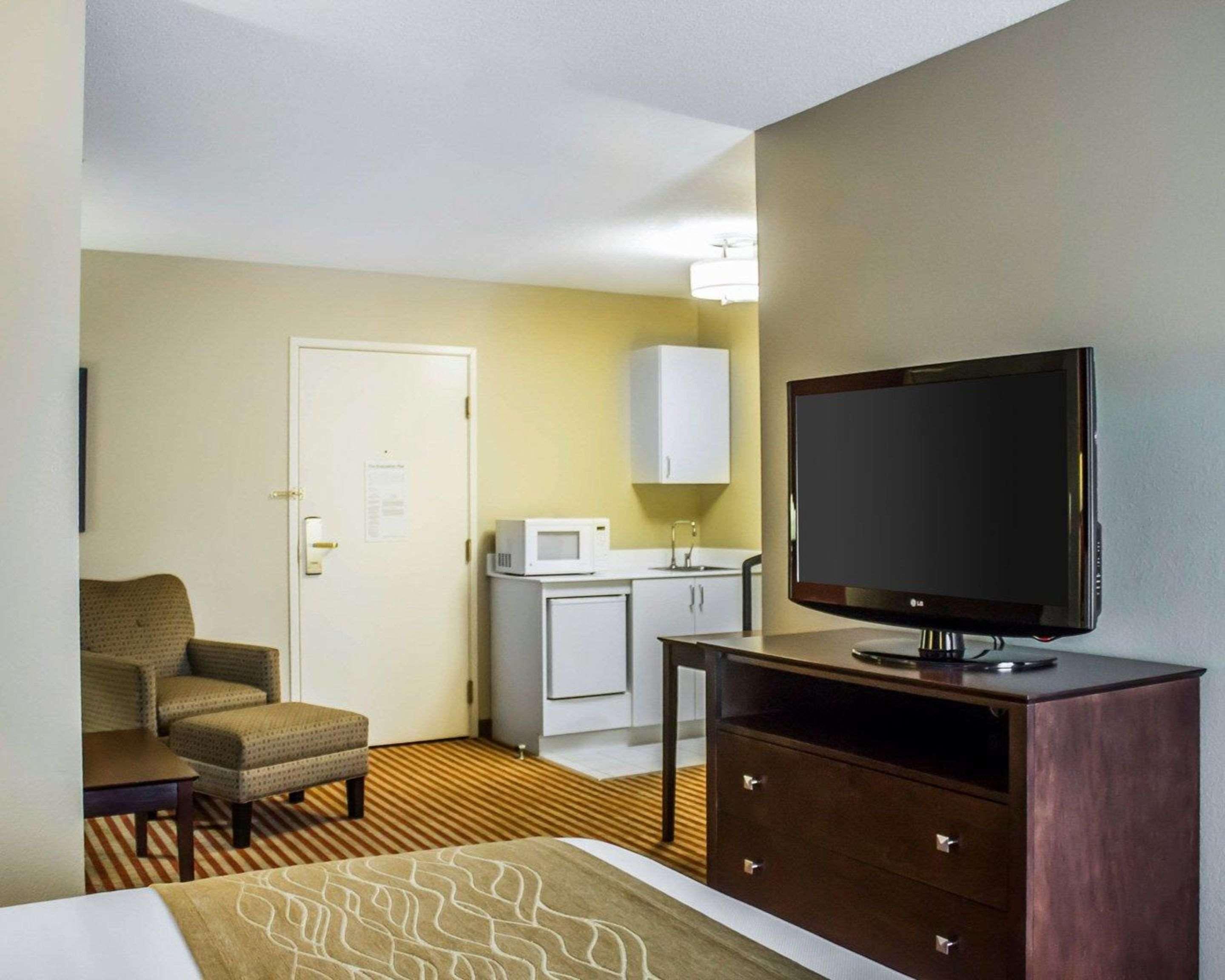 Comfort Inn & Suites Dayville Εξωτερικό φωτογραφία