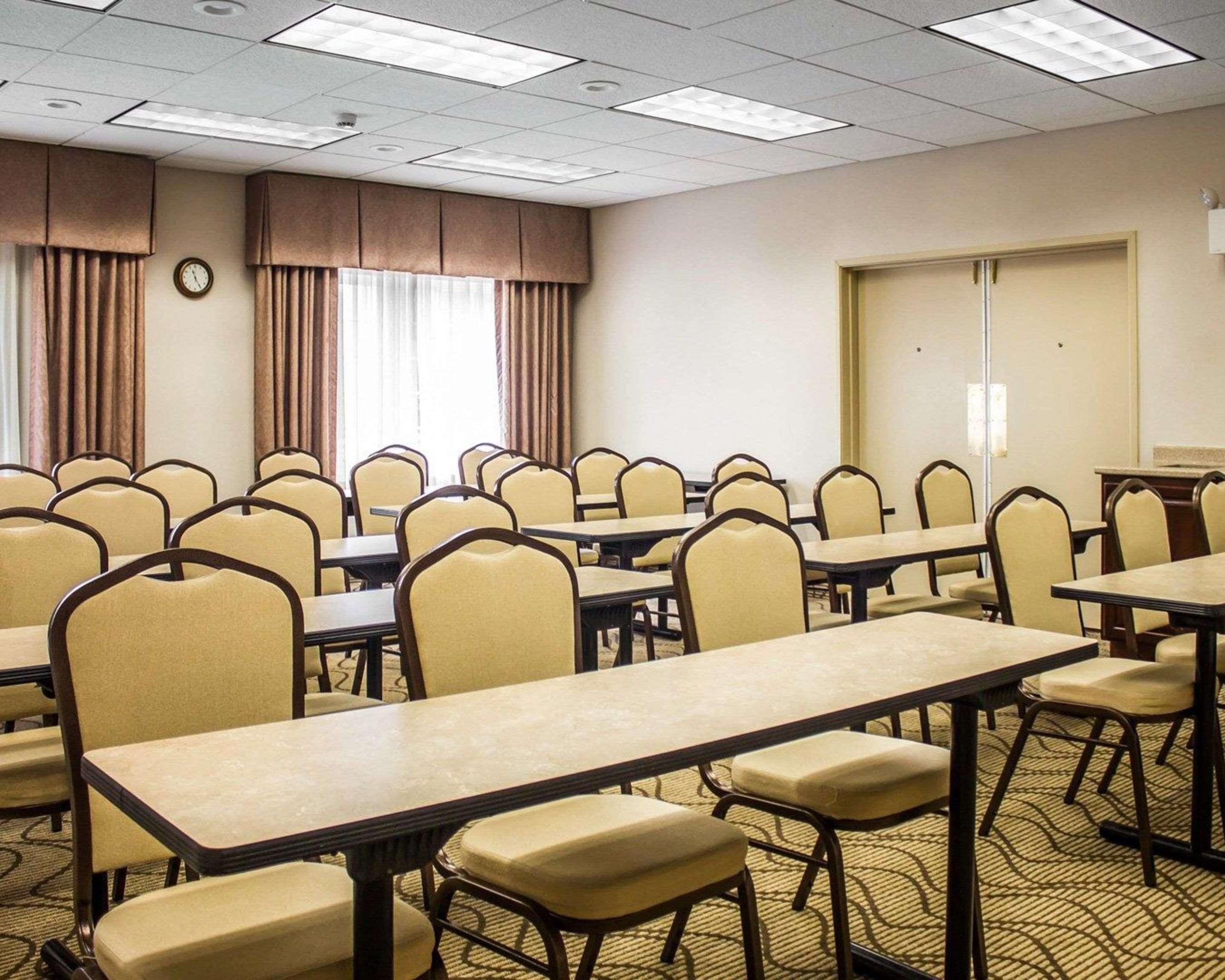 Comfort Inn & Suites Dayville Εξωτερικό φωτογραφία